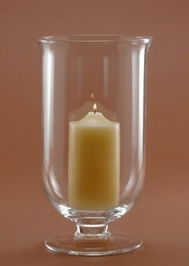prosty szklany wazon na świece